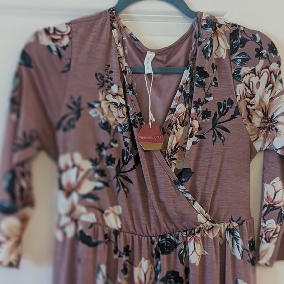 PinkBlush Lavender Abstract Floral Maternity/Nursing Maxi Dress/ Size Large - Picture 4 of 6